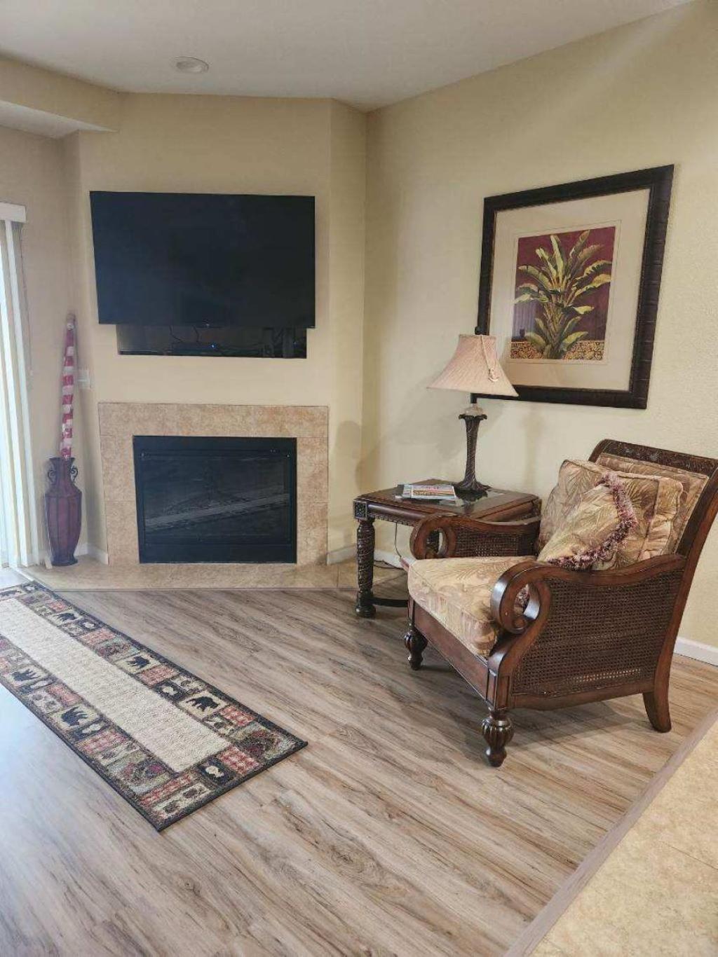 Perfect Condo, 31 Mm, Hoa Pool, Fishing Camdenton Exterior photo
